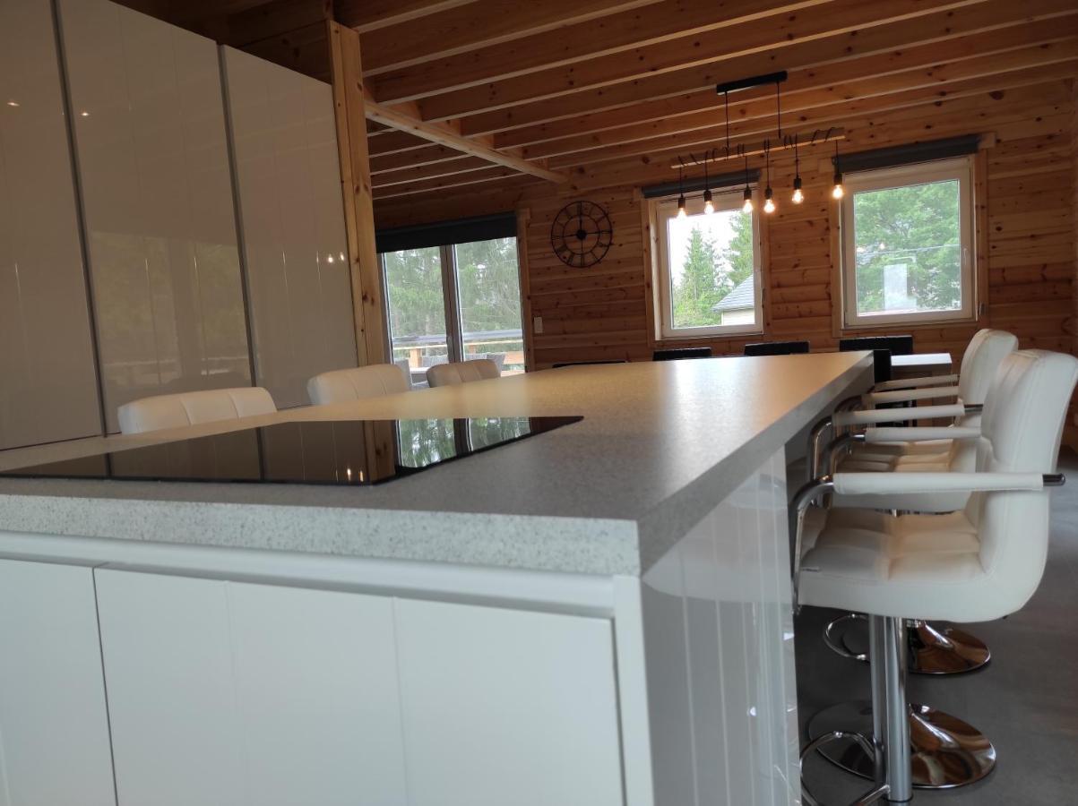 דורבורי Chalet Sarah מראה חיצוני תמונה