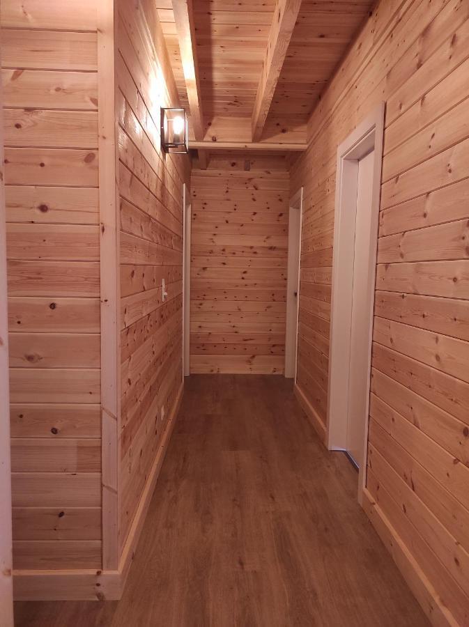 דורבורי Chalet Sarah מראה חיצוני תמונה